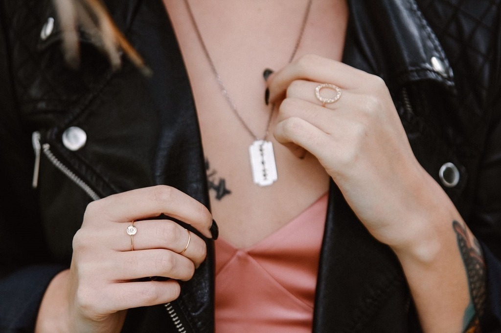 BAGUE PEBBLE OR ET DIAMANT